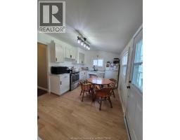 104 Stanley STREET - 3