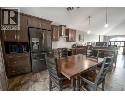 64 Valencia DRIVE - 16