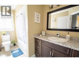 64 Valencia DRIVE - 18