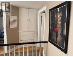 78 Victoria AVENUE - 19