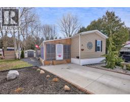 22220 Charing Cross ROAD UnitNo. 32 - 2