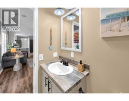 22220 Charing Cross ROAD UnitNo. 32 - 32