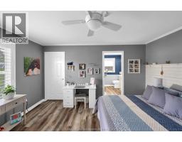 22220 Charing Cross ROAD UnitNo. 32 - 33