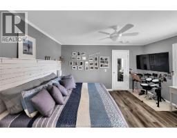 22220 Charing Cross ROAD UnitNo. 32 - 36