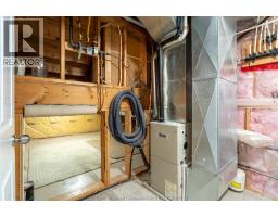 15 GOLDENROD COURT - 35