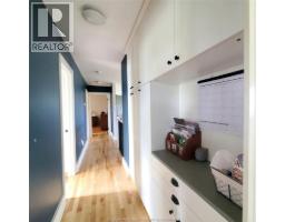 25900 Prince Albert ROAD - 13