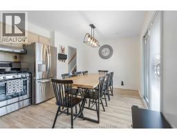 44 ROSSINI CRESCENT - 13