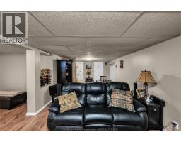 325 John STREET East - 37