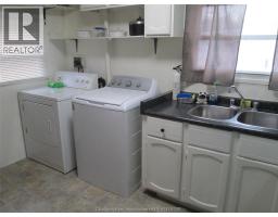 30 REGENCY DRIVE - 11