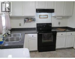 30 REGENCY DRIVE - 12