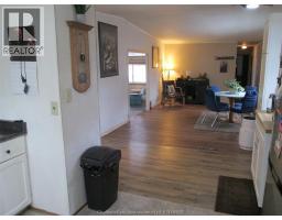 30 REGENCY DRIVE - 16