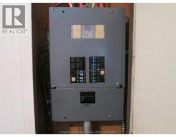 30 REGENCY DRIVE - 33