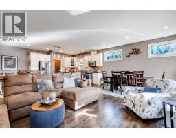 42 Lanz BOULEVARD - 13