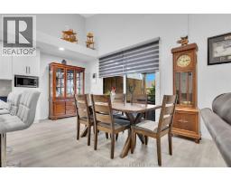 10 Clara CRESCENT - 13