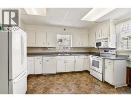 153 Catherine STREET - 10