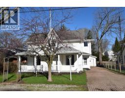 153 Catherine STREET - 3