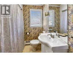 153 Catherine STREET - 33