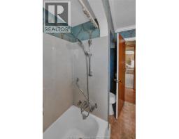 351 Talbot STREET - 24