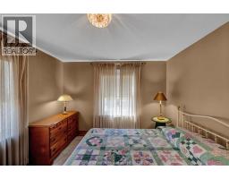 351 Talbot STREET - 26