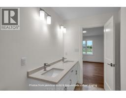 20 Cornerstone PLACE - 11