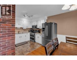 76 THORNHILL CRESCENT - 10