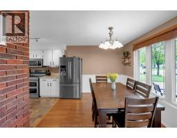 76 THORNHILL CRESCENT - 14