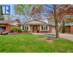 76 THORNHILL CRESCENT - 3