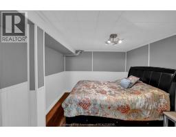 76 THORNHILL CRESCENT - 33