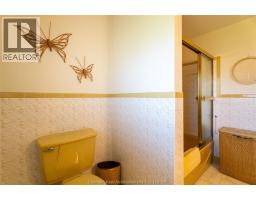 22 PEMBROKE CRESCENT - 23