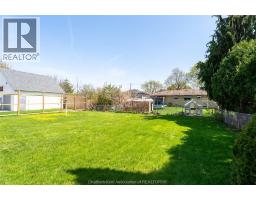 22 PEMBROKE CRESCENT - 39