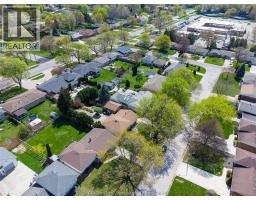 22 PEMBROKE CRESCENT - 45