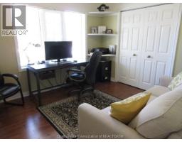 8 CHRISTINA PLACE - 19