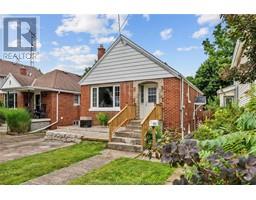 33 WILSON AVENUE - 4