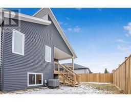 150 Moonstone CRESCENT - 37