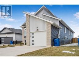 150 Moonstone CRESCENT - 40