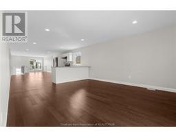 150 Moonstone CRESCENT - 5