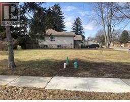 24 St Michael AVENUE - 3