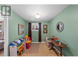 38 FIELDSTONE PLACE - 35