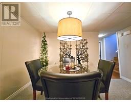 85 LYNNWOOD DRIVE - 24