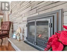 85 LYNNWOOD DRIVE - 4