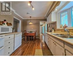 85 LYNNWOOD DRIVE - 8