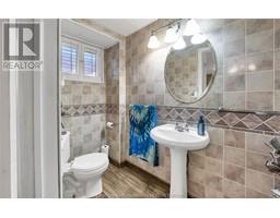 12 DONALDA DRIVE - 25