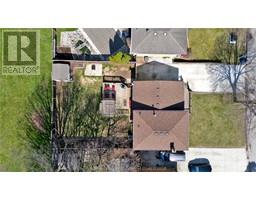 12 DONALDA DRIVE - 49