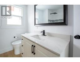 231 Hughes STREET - 14