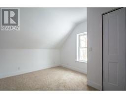 231 Hughes STREET - 22