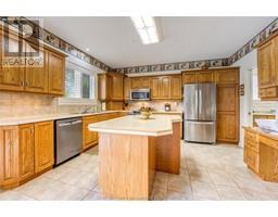 48 Charles CRESCENT - 9