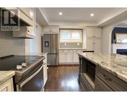 16 Buckingham AVENUE - 13