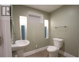 16 Buckingham AVENUE - 38