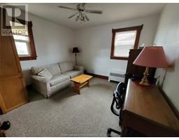 821/823 Elizabeth STREET - 13