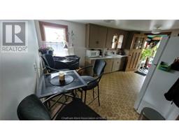 821/823 Elizabeth STREET - 7